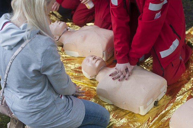 resuscitation-4215647_640